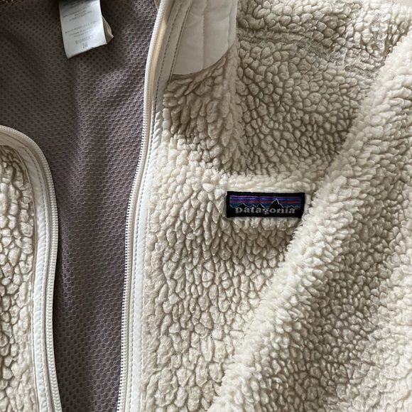 Patagonia synchilla jacket. Used but in great condition! - Picture 3 of 4